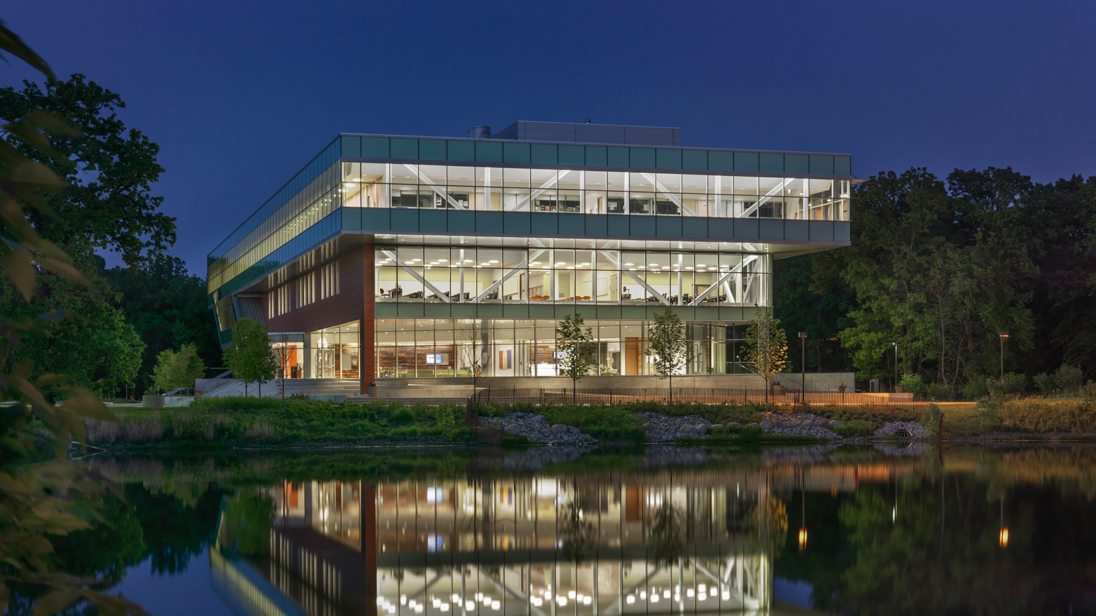 Oakton Community College Lee Center – Legat Architects