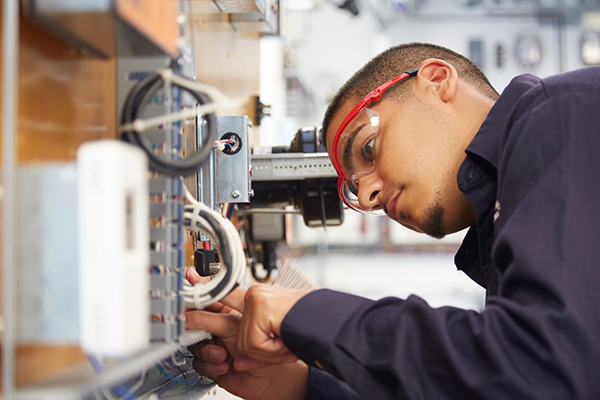 IN-TECH’s new Renewable Energy Training Field gives future electricians experiences with the latest sustainable applications. Photo courtesy NECA Chicago and IBEW Local Union #134.