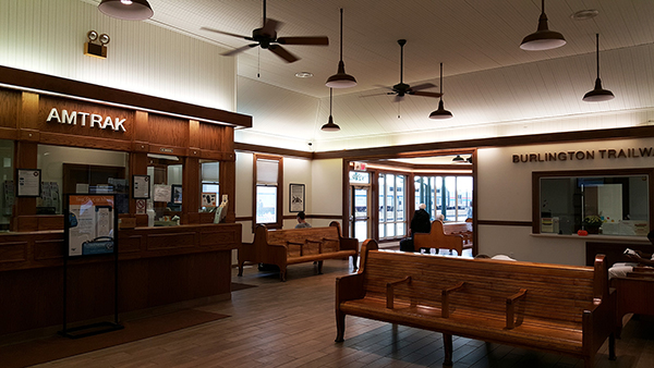 An expansion and upgrades to the Galesburg Amtrak station provide light-filled waiting areas with views to the tracks.