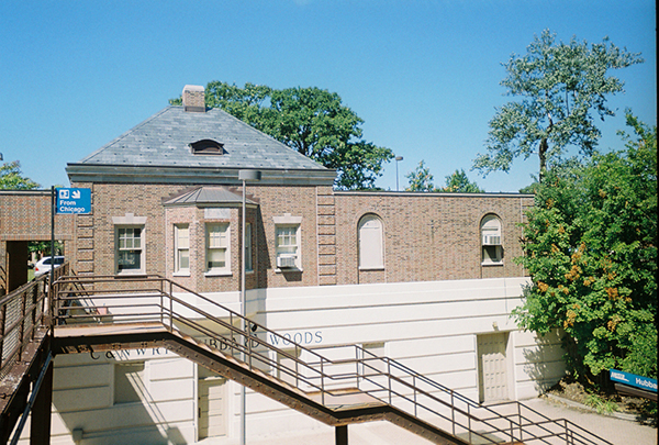 Metra’s Hubbard Woods station (Winnetka, Illinois) shows how differences in brick and masonry color add character to a façade.