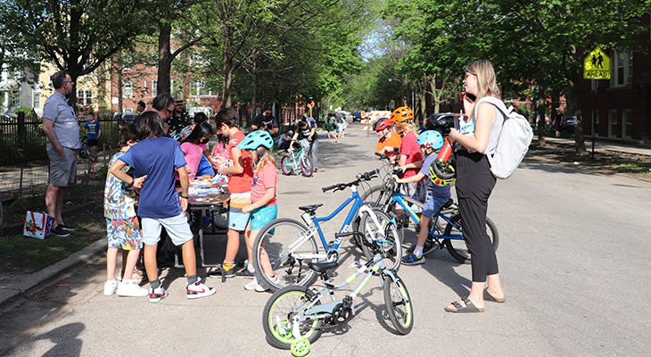 Better Streets Chicago and Legat Architects build buzz for urban biking