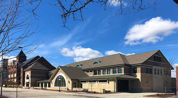 Arlington Heights police station exterior view