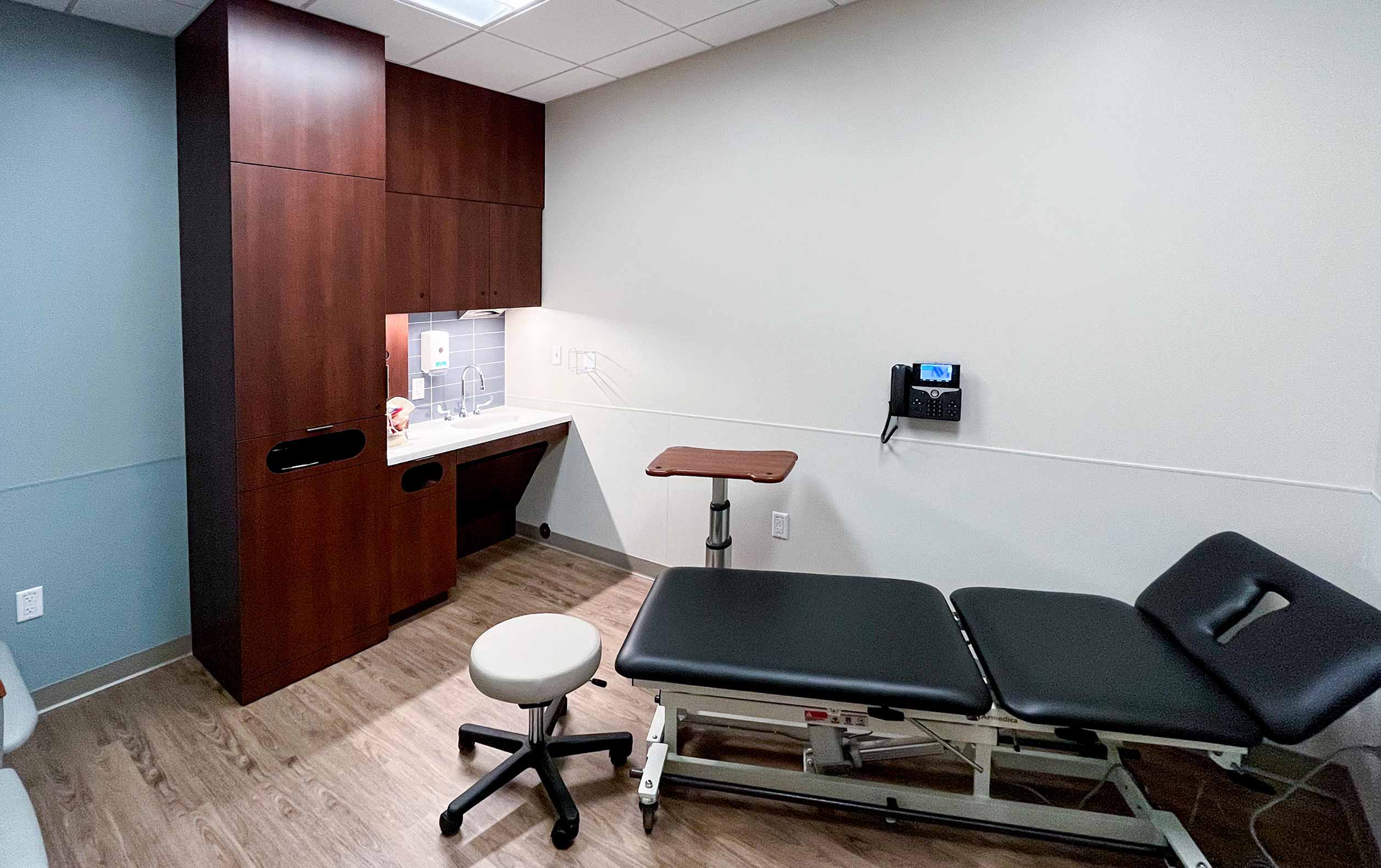 Women's physical therapy exam room